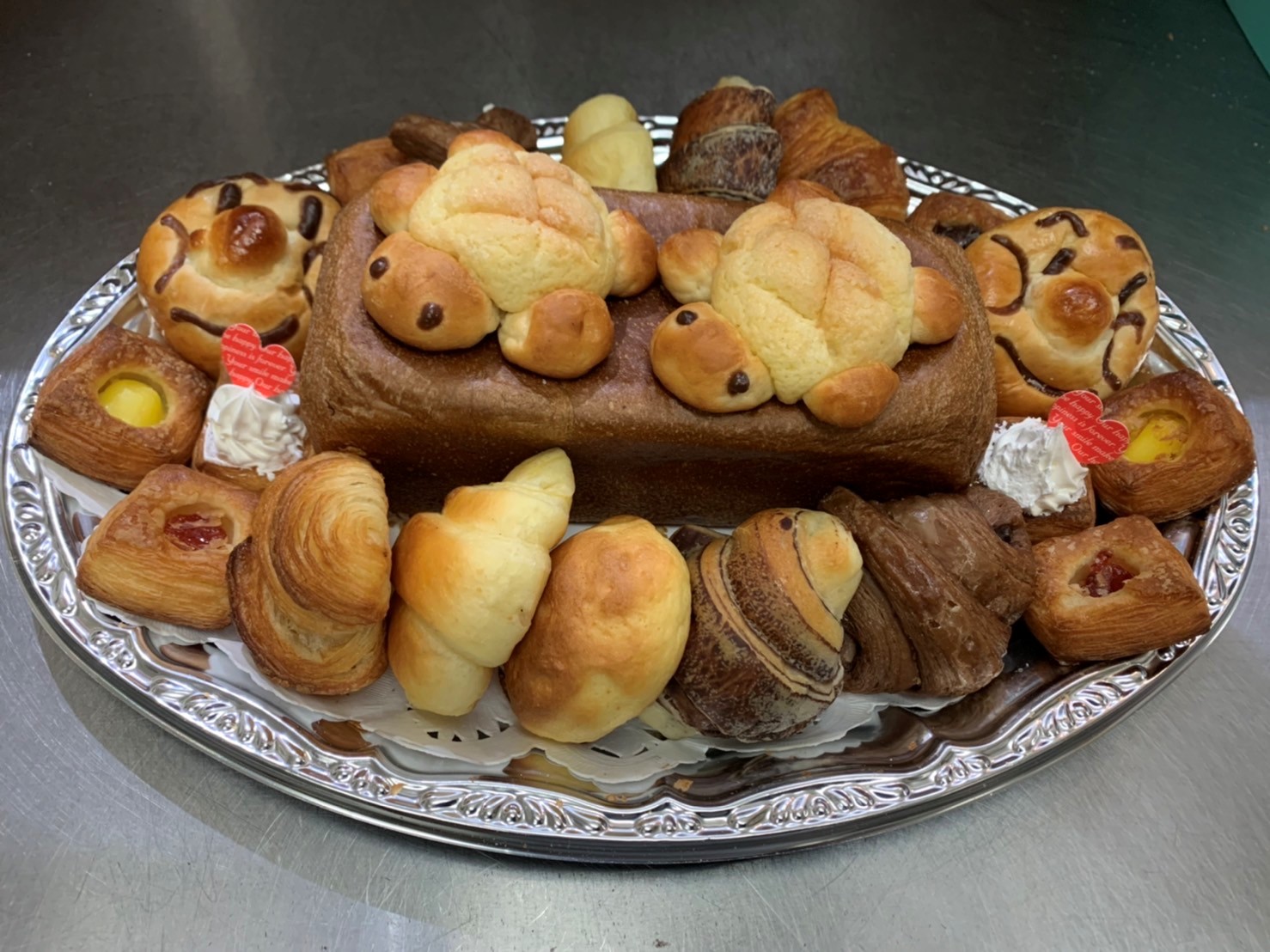 楽しくワクワクできる美味しいパン屋 松山市中央のうちだパン